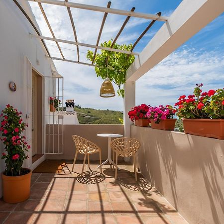 Bed And Breakfast Lagabella Sedella Dış mekan fotoğraf