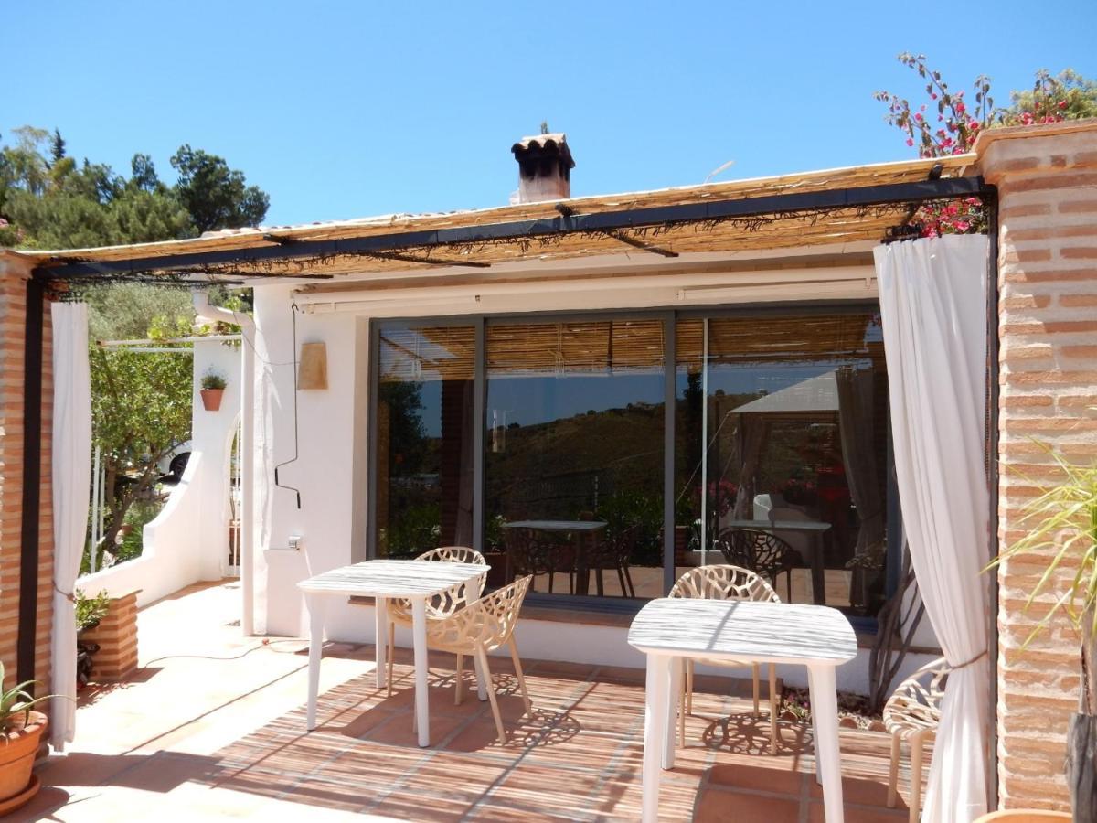 Bed And Breakfast Lagabella Sedella Dış mekan fotoğraf